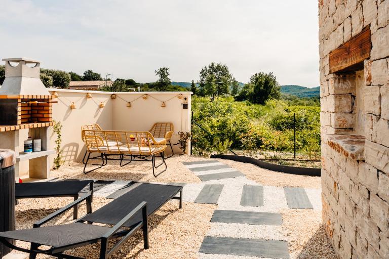 Spa&Stay - Anna Outdoor Private Jacuzzi - Ferienwohnung Goudargues