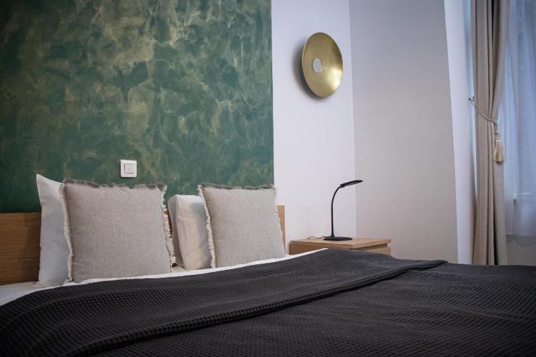 House4You - Balcescu - B&B Bucarest
