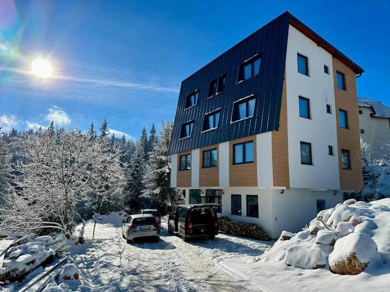 Apartmani RIS - B&B Jahorina
