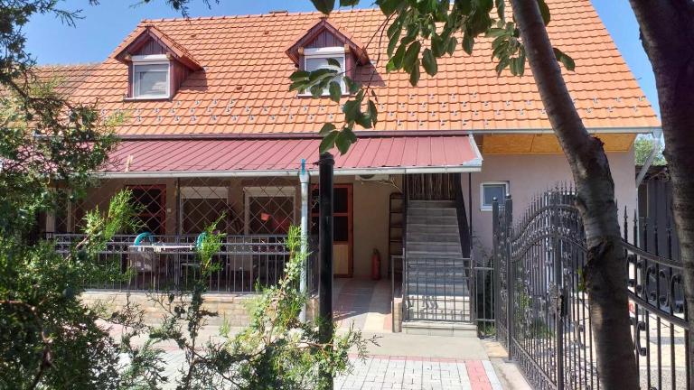 Apartmani Studio - Bed and Breakfast Melenci