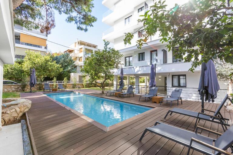 Varkiza Luxury Suites by Raise - B&B Vári