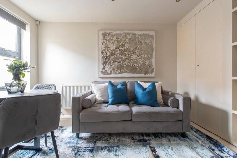Elegant 1-BR Retreat in Ilford Centre Ley - Chambres d'hôtes Ilford