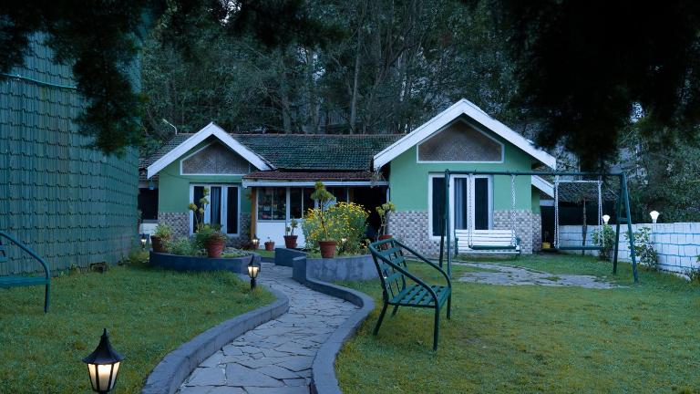 The Green Casa By Green leaves -Families Only - B&B Ooty
