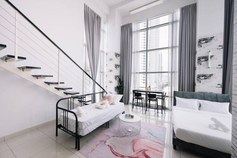 NEW Maritime Luxury Pool View Duplex Suite 601 - B&B Jelutong