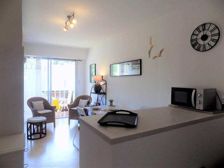Saint Georges de Didonne - STUDIO TRES SYMPA - proche plage et centre - - B&B Saint-Georges-de-Didonne