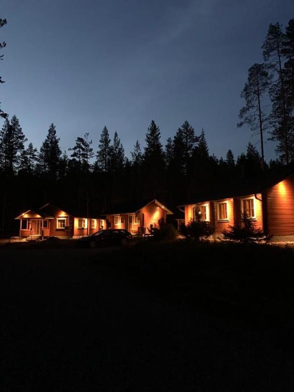 Lomanaamanka Naava-hirsimökki - Ferienwohnung Ruka