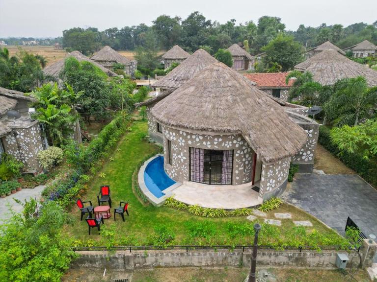 Mohor 56 - Bed and Breakfast Santiniketan