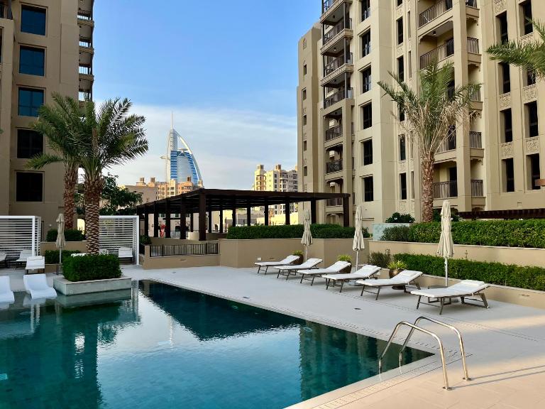 New 2 bedroom entire apartment in Madinat Jumeirah Living - Bed and Breakfast Dubai
