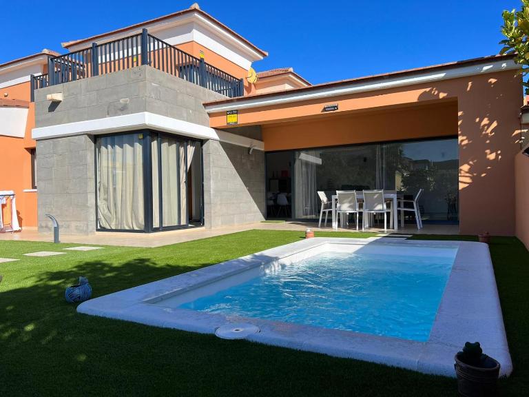 VILLA EXIRE - Bed and Breakfast Corralejo
