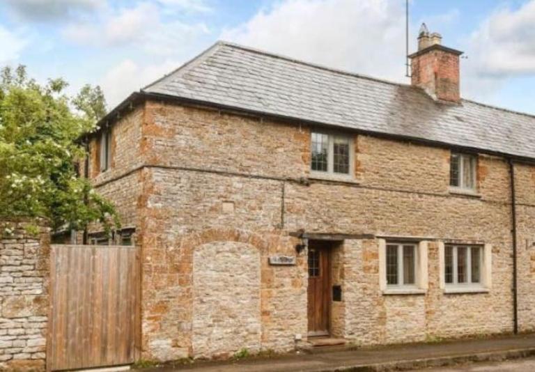 18th Cent Cottage - 5min drive Soho Farmhouse - B&B Ledwell