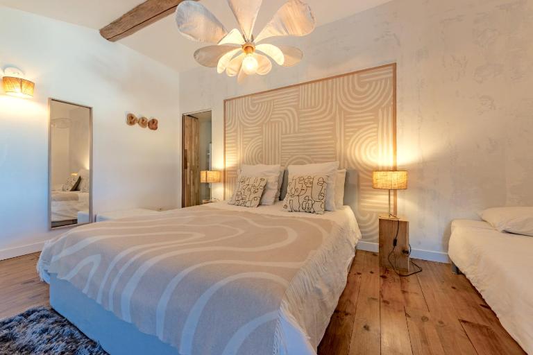 L'Oliveraie d'Eurocentre - Parking, Wifi & Petit-Déjeuner - Bed and Breakfast Castelnau-d'Estrétefonds