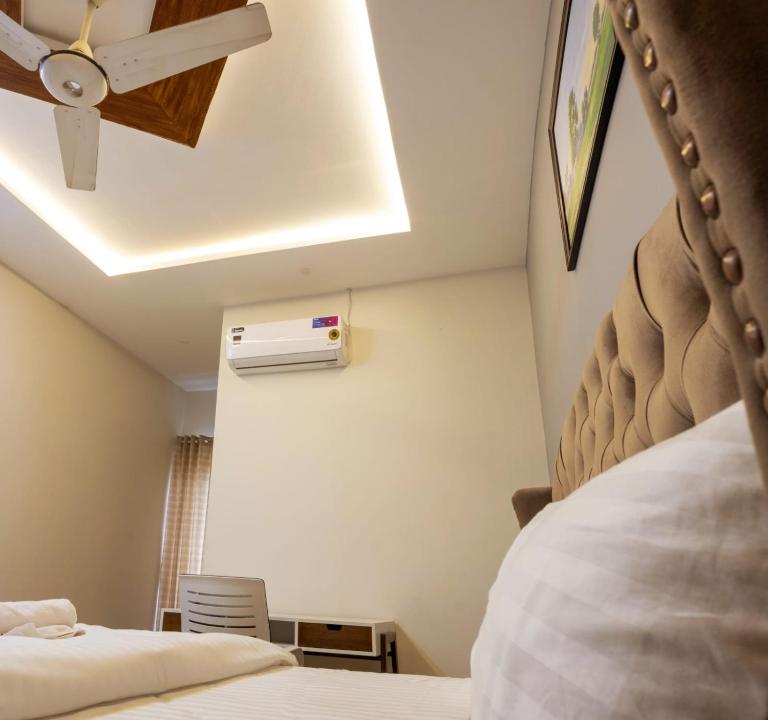 Holidazzle Lodge Islamabad - Ferienwohnung Islamabad