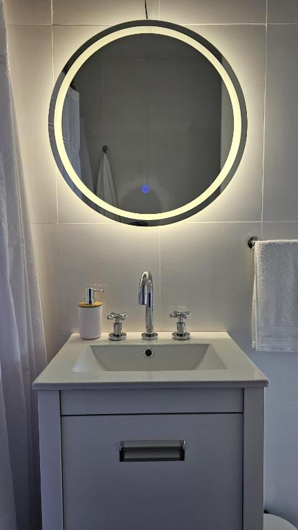 Depto Plaza Mitre Centro Mar del Plata lindero Clínica del Niño y la Familia - B&B Mar del Plata