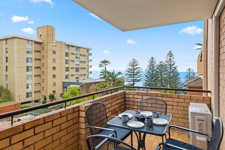 Sea Vista Escape - A Charming Waterside Stay - B&B Wollongong