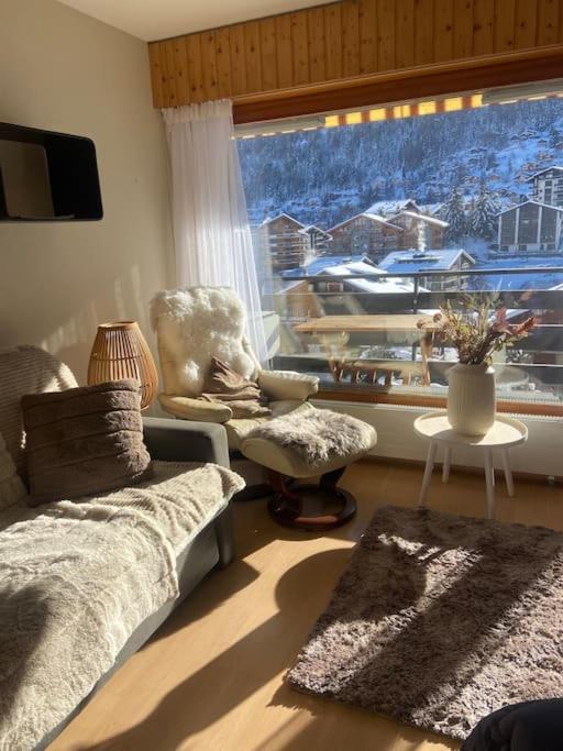 Alpine apartment by Jolidi - B&B Basse-Nendaz