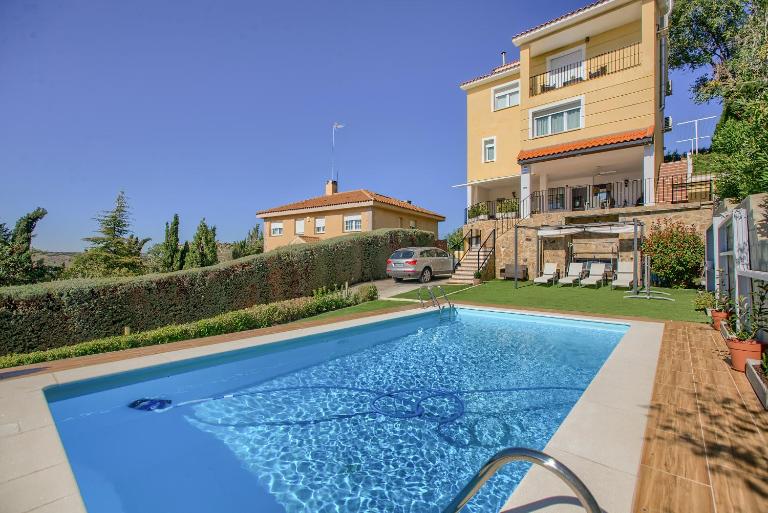 Chalet con Piscina en Aranjuez - Ferienwohnung Aranjuez