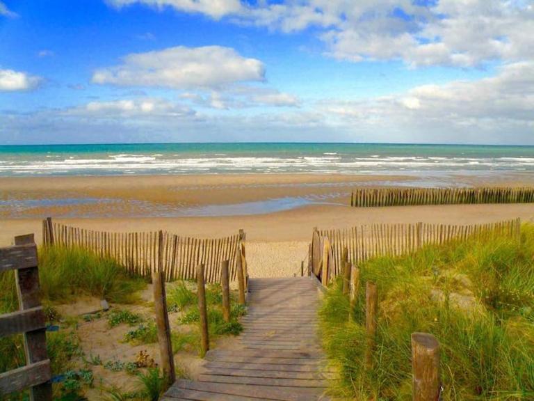 Gîte 3 chambres neuf proche plage - B&B Oye-Plage