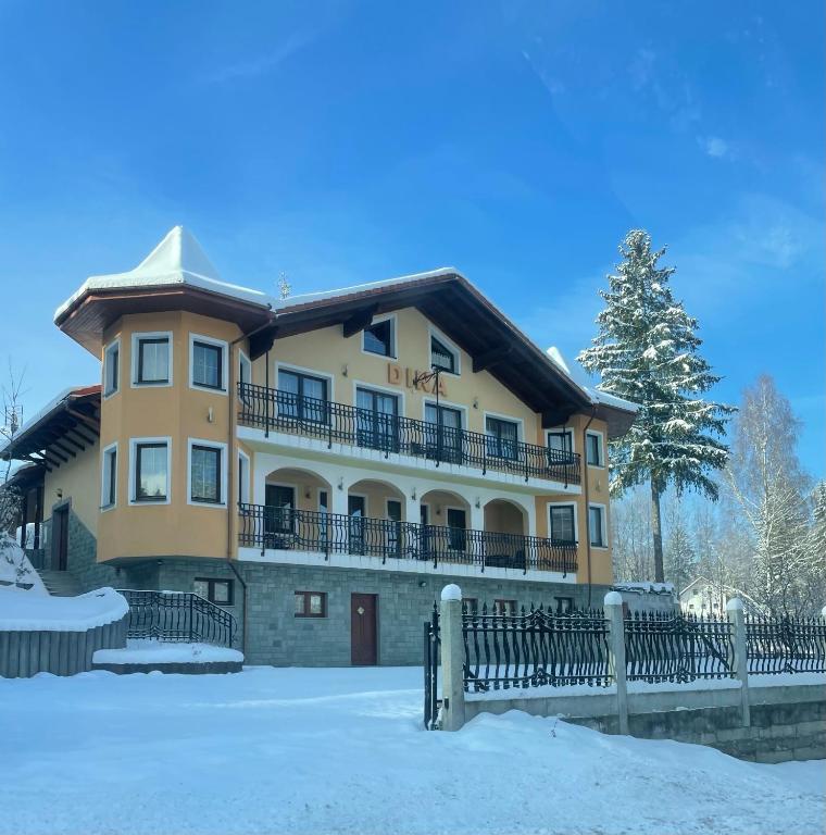 Willa DINA - Ferienwohnung Wisla