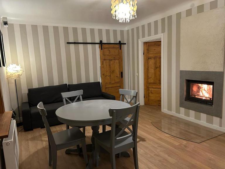 Cozy house with fireplace - Bed and Breakfast Jūrmala