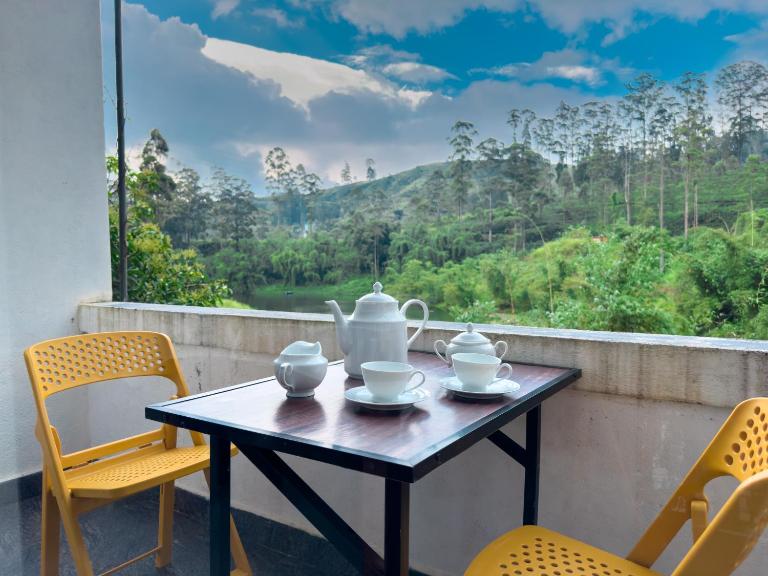 Heaven Hills Guest House - B&B Maskeliya