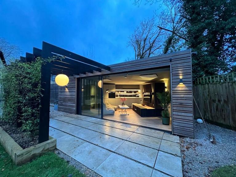 Contemporary Annex - B&B Woodstock