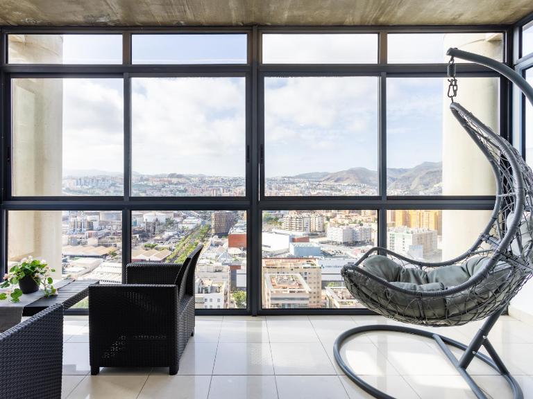 Live Santa Cruz Tower - B&B Santa Cruz de Tenerife