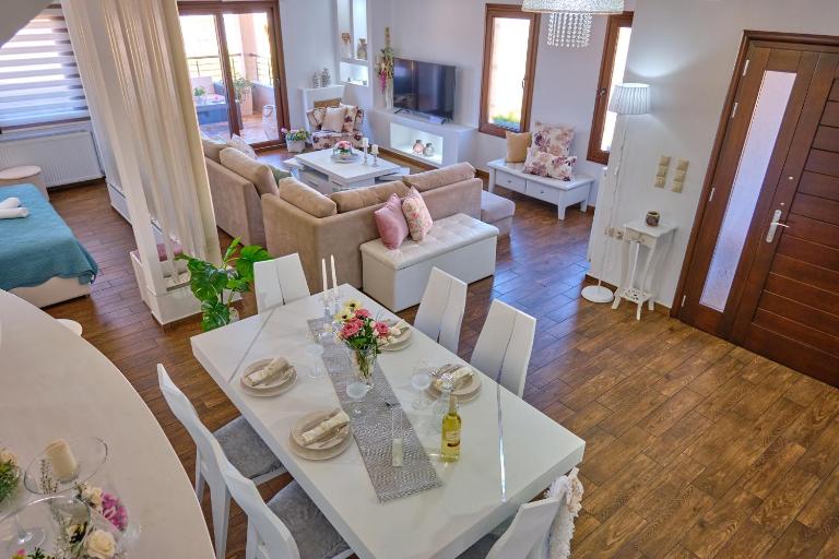 Elena Luxury Suite Agios Stefanos - B&B Agios Stéfanos Avliotón