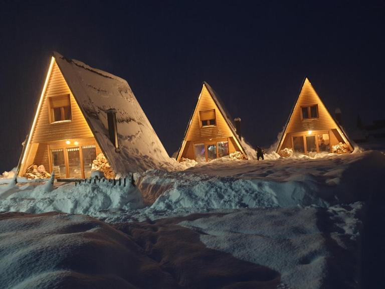 Three Houses - B&B Zabljak