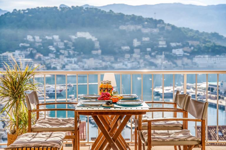 Ideal Property Mallorca - Santa Catalina 46 - B&B Puerto de Sóller