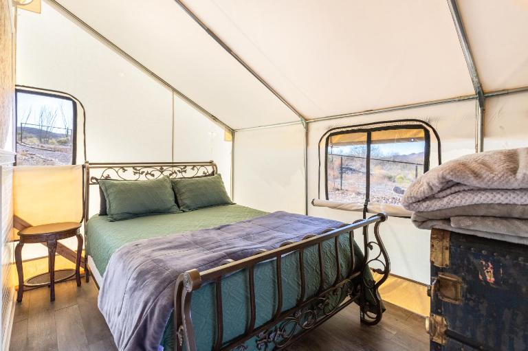 Tombstone History & Cozy Cabin Glamping Stay - Ferienwohnung Tombstone