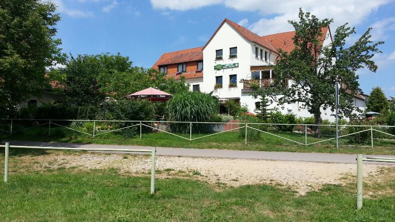 GROBER's Reiterhof - B&B Naumburg