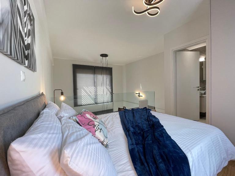 Athenean Modern Escape near Marina Flisvos - B&B Athens
