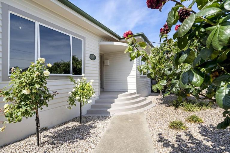 Bradman House CBD Launceston Invermay + Free WIFI - Bed and Breakfast Launceston