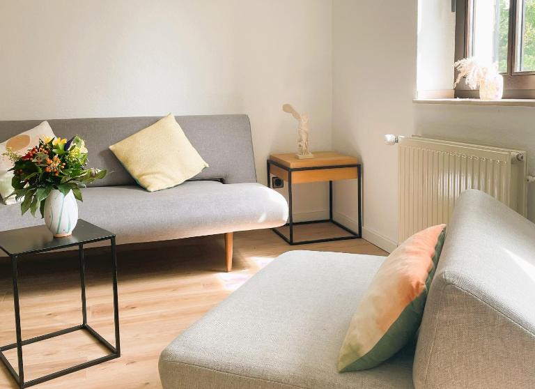 Ruhige 3 Zimmer Wohnung gut angebunden - Ferienwohnung Düsseldorf