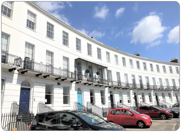 The Dulwich - B&B Cheltenham