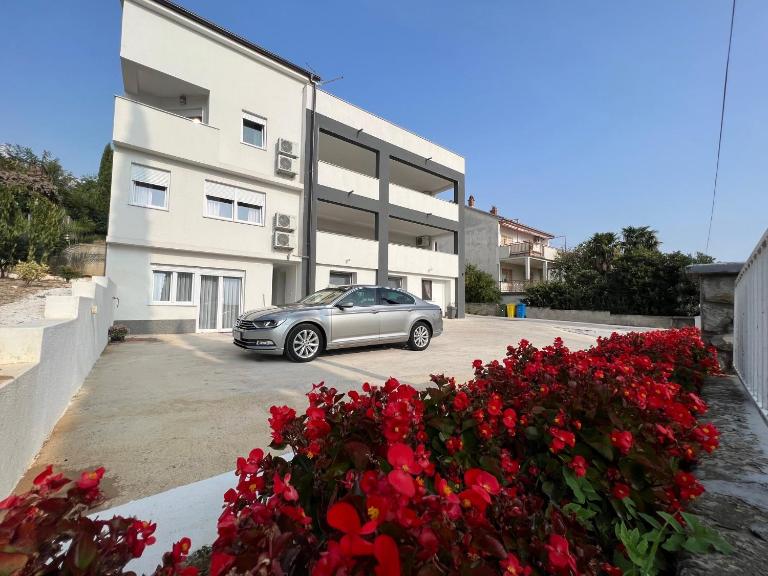 ZVJEZDANA LUX - B&B Cirquenizza