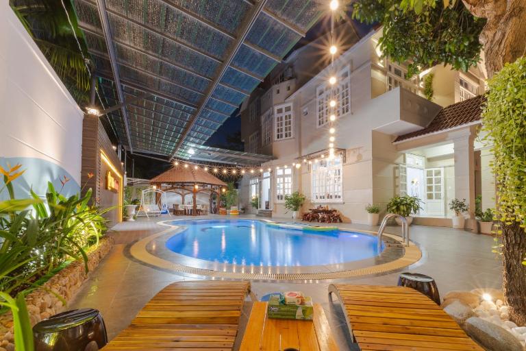 VILLA CHERRY Vung Tau - Bed and Breakfast Vũng Tàu