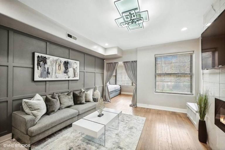 The Chic Urban Oasis Near the Lake! - Ferienwohnung Chicago