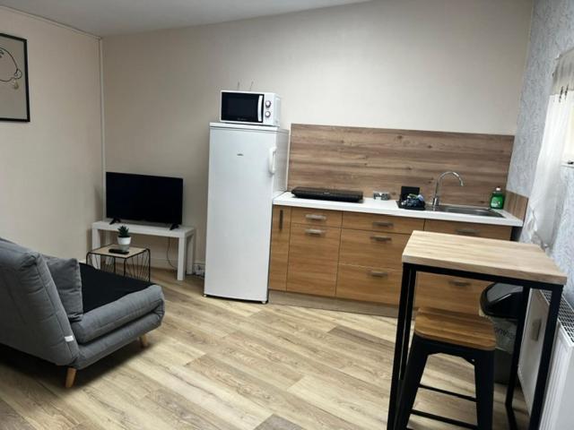 DOUAI 3 Joli studio face à la gare - Ferienwohnung Douai