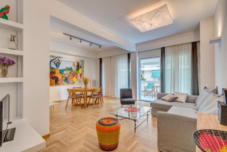 Modern Apartment in Acropolis Area - B&B Atenas