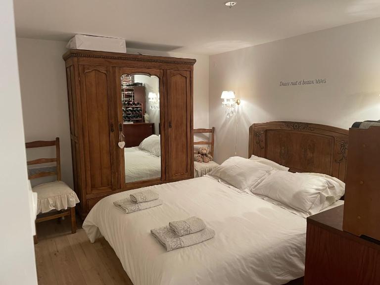 Chambre d'Hôtes Loft Montevideo - Bed and Breakfast Ayguesvives