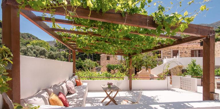 Feneri Traditional House Apt 1- 20' from Elafonisi beach - Bed and Breakfast Elafónisos