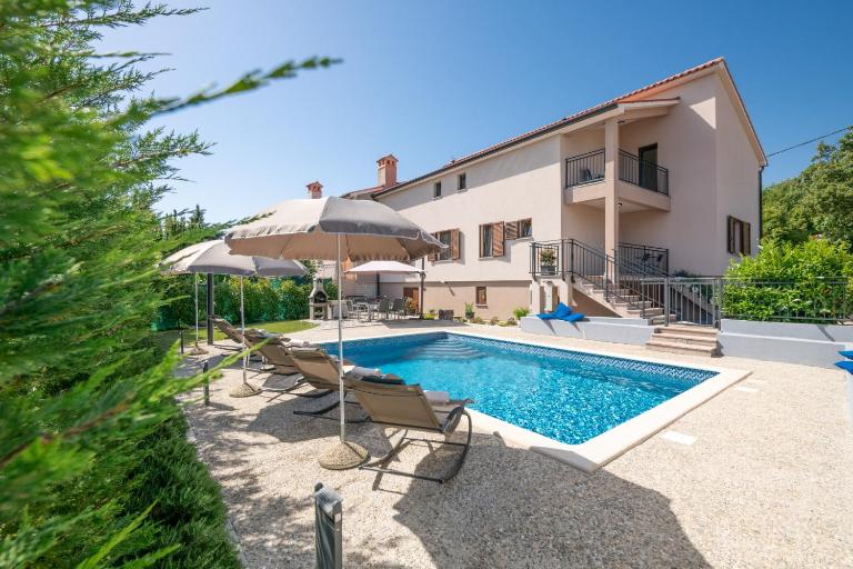 Villa Giovanni Maria by Briskva - Bed and Breakfast Vinež