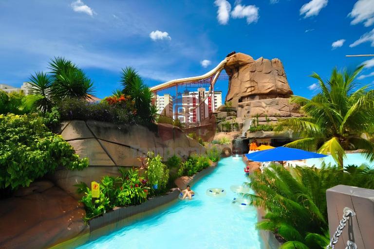 Spazzio diRoma Acesso Gratuito ao Aqua Park - B&B Caldas Novas