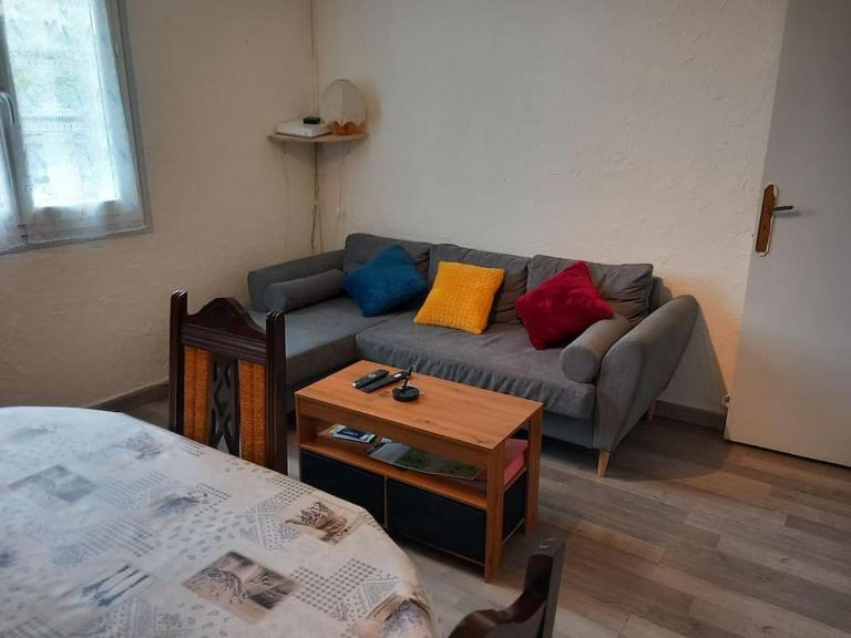 T4 plein centre ville - B&B Lourdes