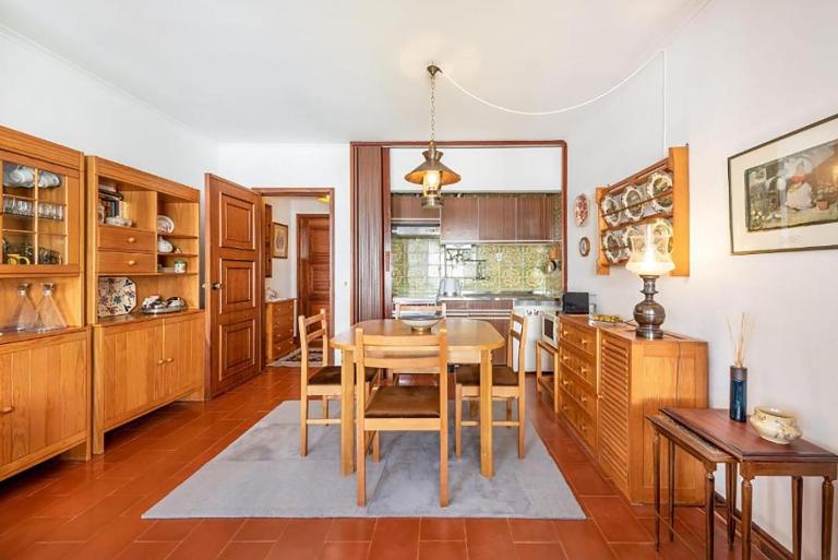 Sunny Cascais Apartment - Bed and Breakfast Cascais