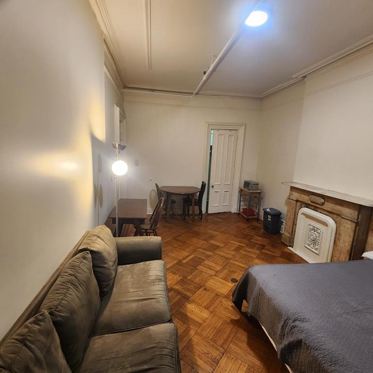 New York City Guest House 2 - Bed and Breakfast New York