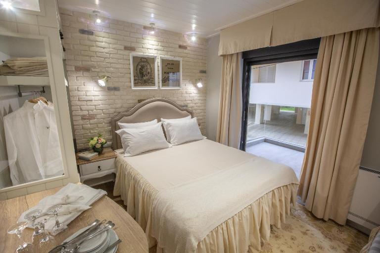 Aelia Luxury Apartments - Chambres d'hôtes Ioannina