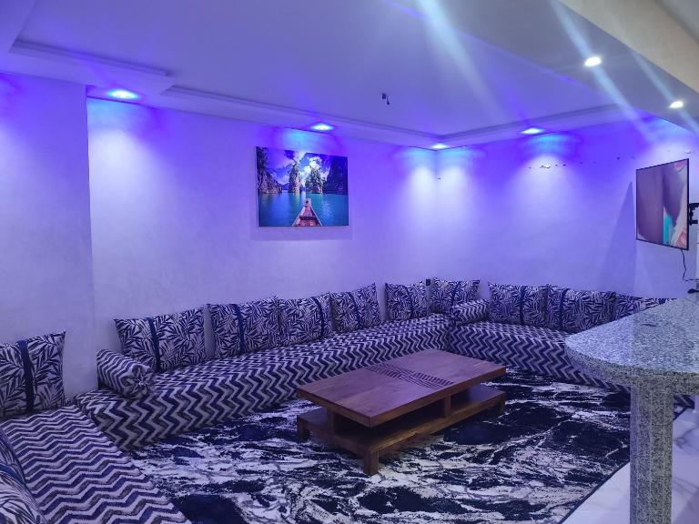 Magnifique appartement duplex à 5min de l'aéroport de Marrakech - B&B Marrakech