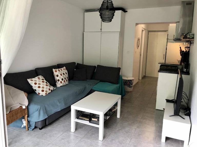 STUDIO CENTRE VILLE 2 PERS - LA GRANDE MOTTE A PROXIMITE IMMEDIATE DE LA MER - B&B La Grande-Motte